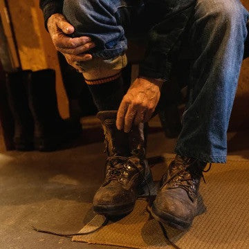 Adult Mens Steely Boot Midweight Work Sock | Darn Tough