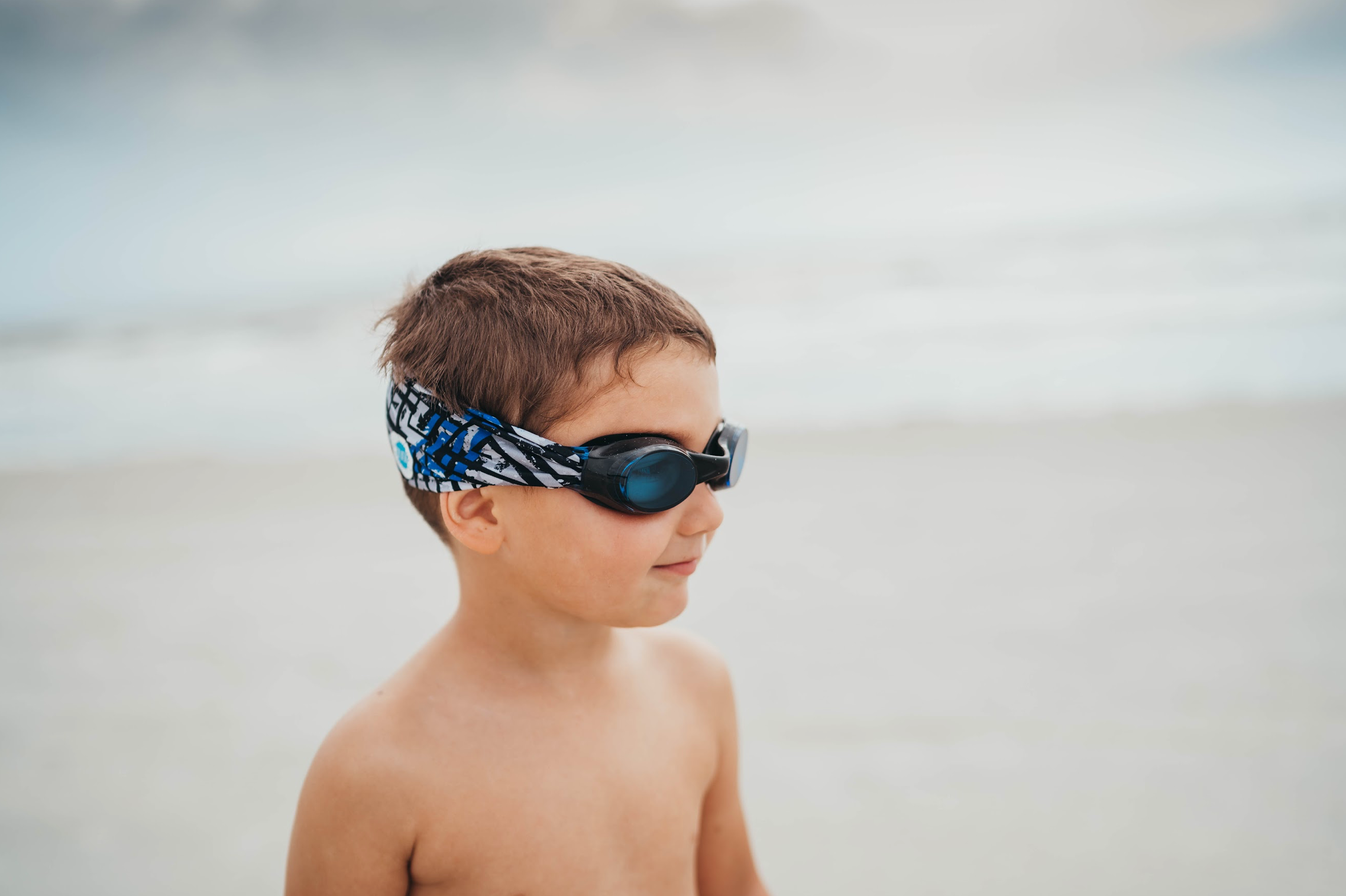 Kids Tangle-Free Swim Goggles – Splash Place The Maze – Blue Tinted Lenses