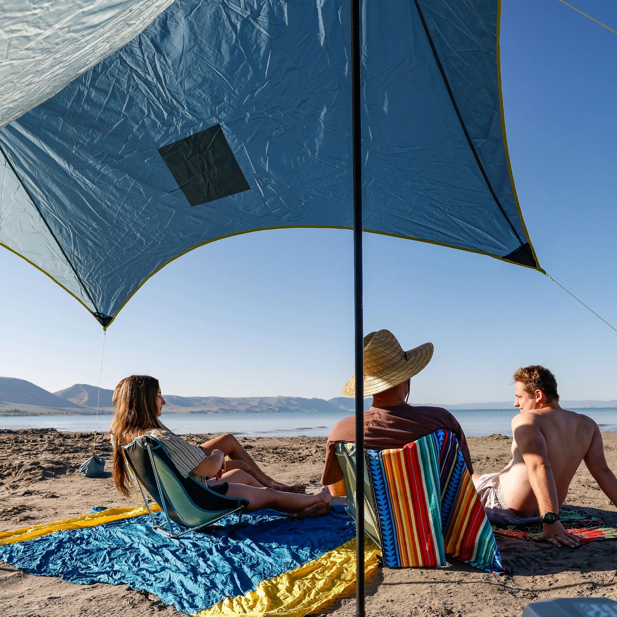ShadeCaster 4 Person Sunshade | Grand Trunk