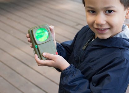 Huckleberry Morse Code Light