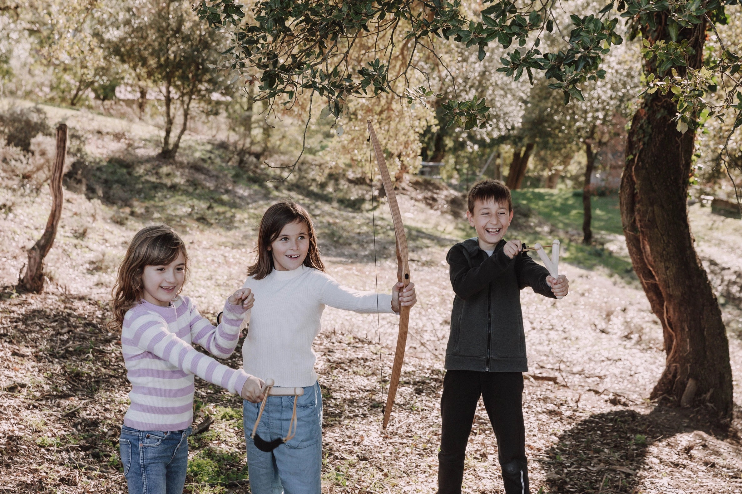 Kids Wooden Bow and Arrows Set | Mora Play
