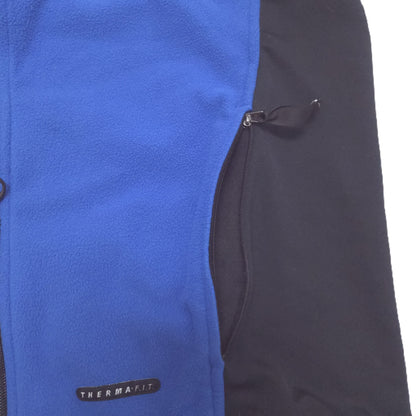 zippered waist pocket