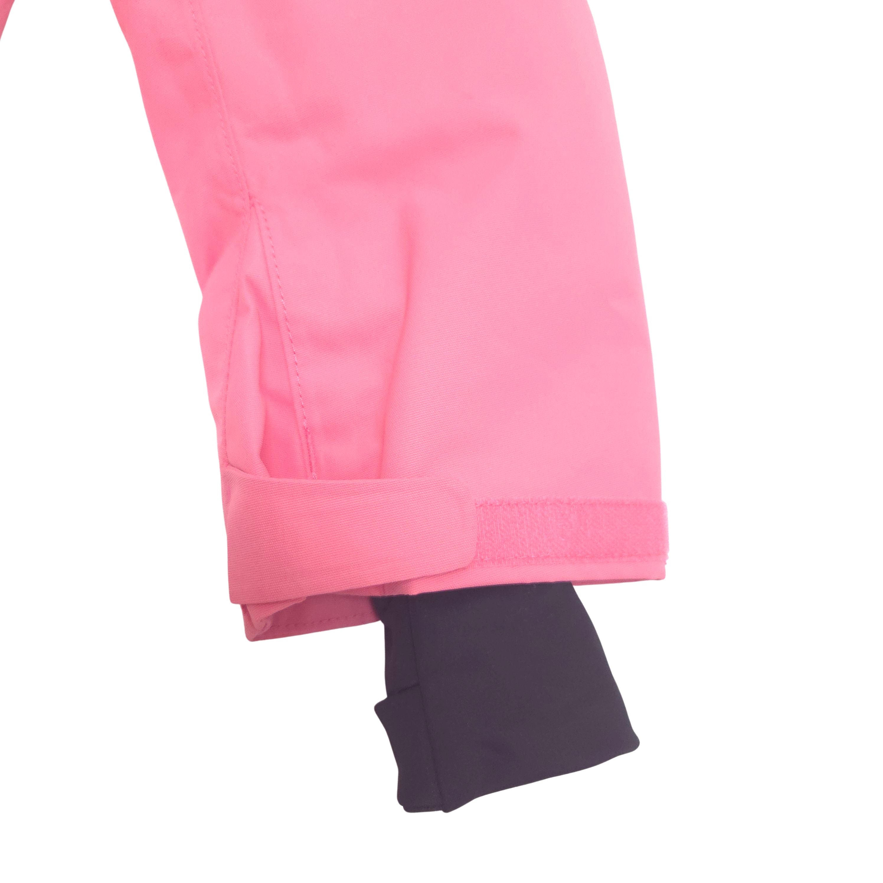 Inside elastic cuffs with thumbholes
