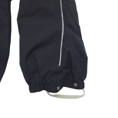 Adjustable leg ends with wedge
